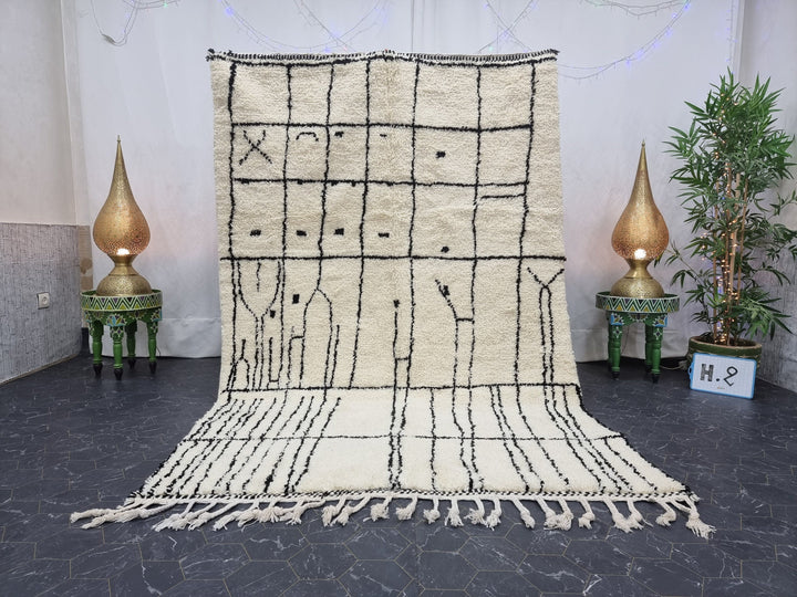 WONDERFUL BENIOURAIN CARPET, Moroccan Handmade Rug, White and Black Rug, Abstract Rug, Handmade Wool Rug, Azilal Berber Rug, Handwoven Rug
