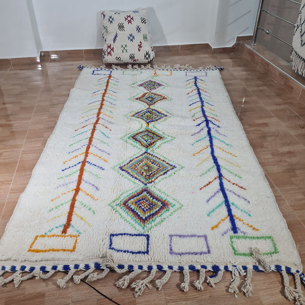 UNIQUE medium 5x8ft berber rug, Handmade Rug , medium 5x8ft Moroccan Rug, medium 5x8ft Rug, Beniourain Wool Rug, Geometric Rug, Handwoven Rug, Area Rug