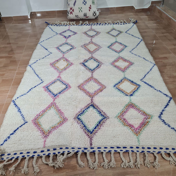 UNIQUE medium 5x8ft berber rug, Handmade Rug , medium 5x8ft Moroccan Rug, medium 5x8ft Rug, Beniourain Wool Rug, Geometric Rug, Handwoven Rug, Area Rug