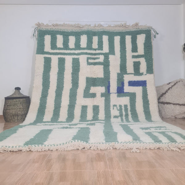 Transform Your Space with the Intricate Design of this Handmade Moroccan Rug 6.5x10ft