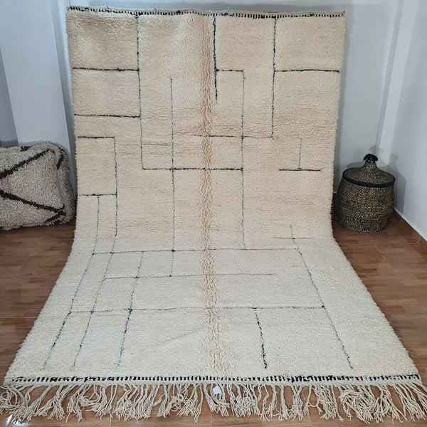 Transform Your Space with the Intricate Design of this Handmade Moroccan Rug 6.5x10ft