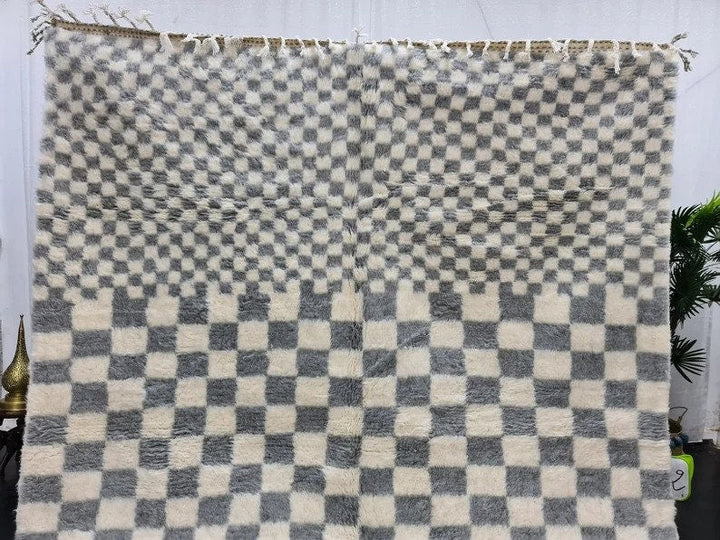 AMAZING BENIOURAIN CARPET, Moroccan Handmade Rug, White And Gray Rug, Tribal Checkered Rug, Handmade Wool Carpet, Azilal Checkerboard Rug.