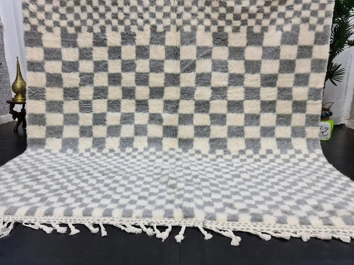 AMAZING BENIOURAIN CARPET, Moroccan Handmade Rug, White And Gray Rug, Tribal Checkered Rug, Handmade Wool Carpet, Azilal Checkerboard Rug.