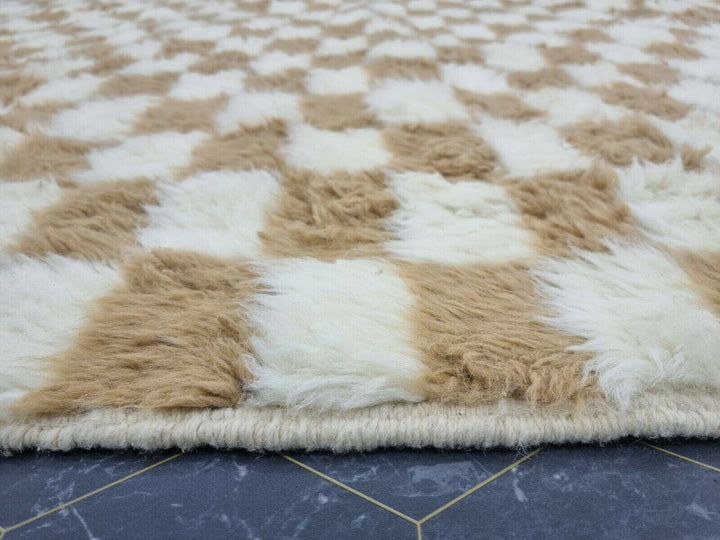 AMAZING BENIOURAIN RUG, Handmade Wool Rug, Moroccan Rug, Caramel Brown And White Rug, Sheep Wool Rug, Handwoven Rug,Azilal Rug,Checkered Rug