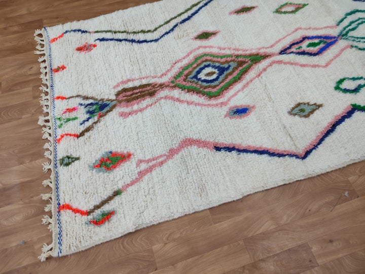 AMAZING MOROCCAN CARPET, Beni Ouran Handmade Rug, Tribal Berber Rug, Sheep Wool Rug, Authentic White And Green Rug, Handwoven Geometric Rug.