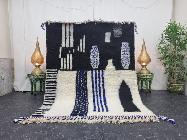 ARTISTIC MOROCCAN RUG, Black And Blue Rug, Beni Ourain Rug, Berber Wool Rug, Handwoven Abstract Rug, Azilal Carpet, Beniourain Wool Rug.