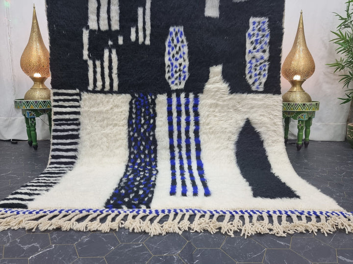 ARTISTIC MOROCCAN RUG, Black And Blue Rug, Beni Ourain Rug, Berber Wool Rug, Handwoven Abstract Rug, Azilal Carpet, Beniourain Wool Rug.