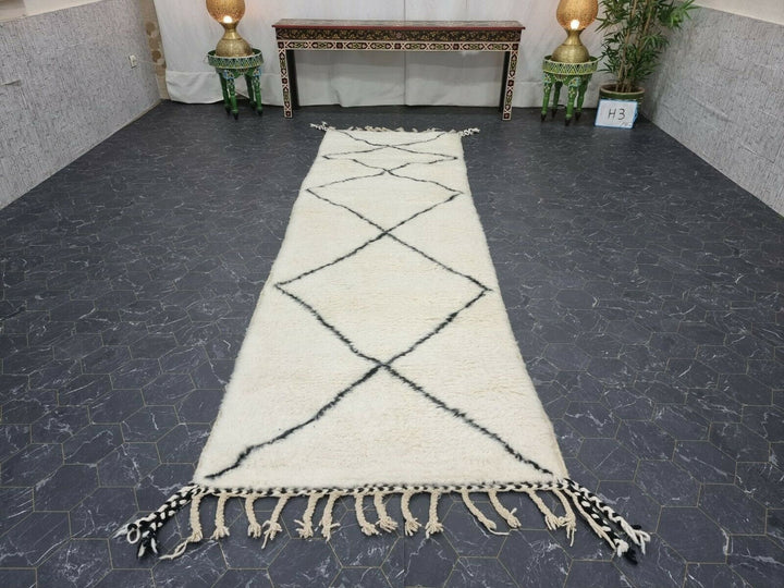 BEAUTIFUL BENIOURAIN CARPET, Moroccan Handmade Rug,White And Black Rug, Geometric Rug,Handmade Wool Carpet, Azilal Berber Rug, Handwoven Rug