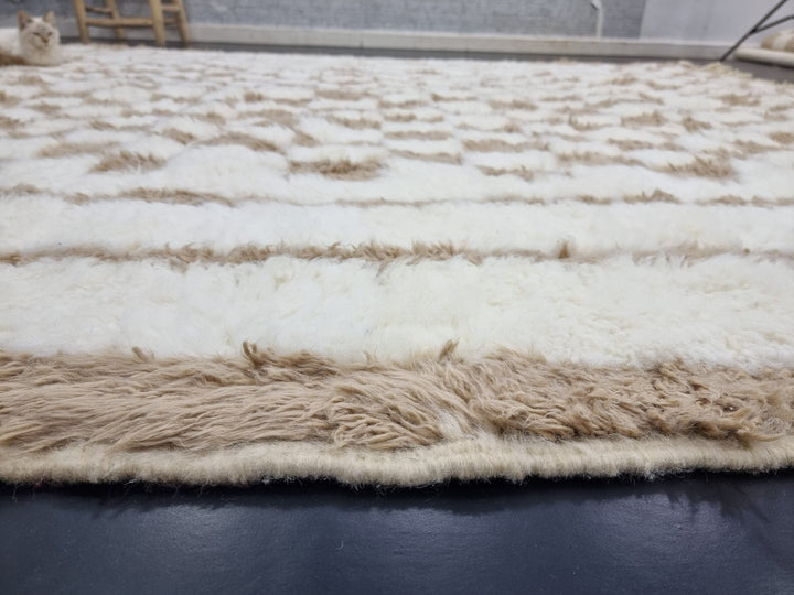 BEAUTIFUL BENIOURAIN RUG, Handmade Wool Rug, Moroccan Rug, Checkered White And Beige Rug, Sheep Wool Rug, Handwoven Wool Rug,Azilal Wool Rug