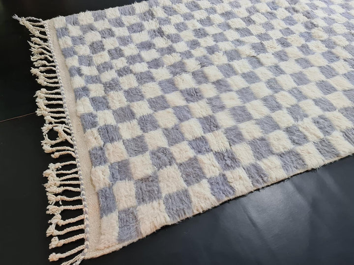 BERBER MOROCCAN RUG, BeniOuarain Rug, Azilal Checkered Rug, Pale Lilac Rug, Handmade Moroccan Rug, Checkereboard Rug, Area Rug, Bohemian Rug