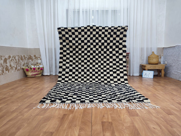  checkered moroccan berber shaggy rug, black and white wool checkered rug, checkered rug, checkerboard rug, handmade checkered rug