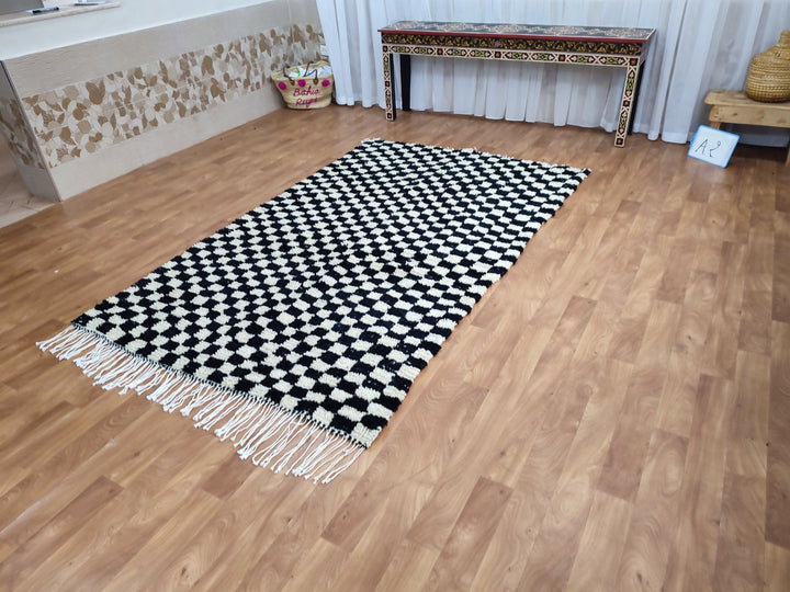  checkered moroccan berber shaggy rug, black and white wool checkered rug, checkered rug, checkerboard rug, handmade checkered rug