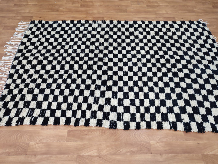  checkered moroccan berber shaggy rug, black and white wool checkered rug, checkered rug, checkerboard rug, handmade checkered rug