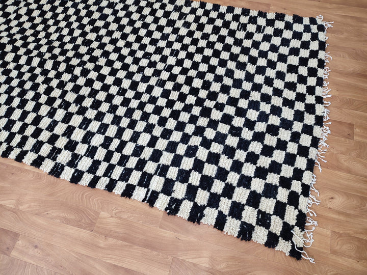  checkered moroccan berber shaggy rug, black and white wool checkered rug, checkered rug, checkerboard rug, handmade checkered rug