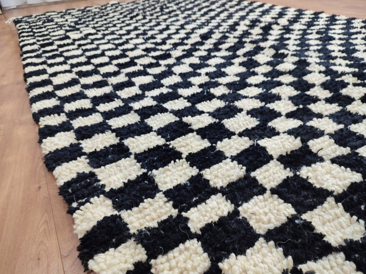  checkered moroccan berber shaggy rug, black and white wool checkered rug, checkered rug, checkerboard rug, handmade checkered rug