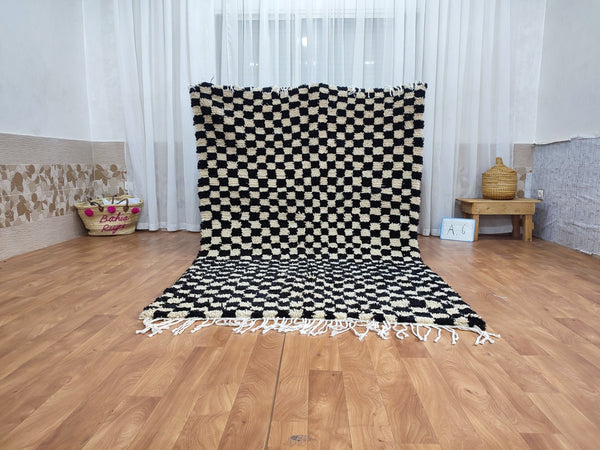  checkered moroccan berber shaggy rug, black and white wool checkered rug, checkered rug, checkerboard rug, handmade checkered rug