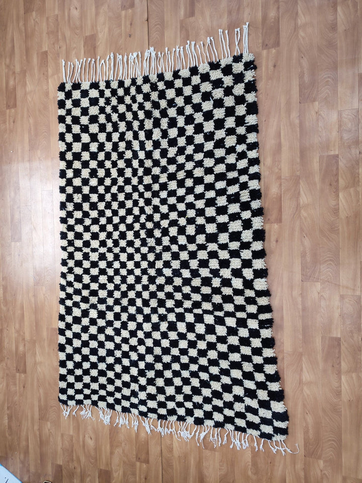  checkered moroccan berber shaggy rug, black and white wool checkered rug, checkered rug, checkerboard rug, handmade checkered rug