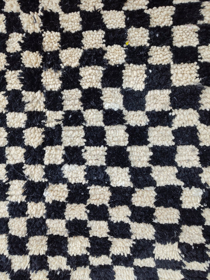  checkered moroccan berber shaggy rug, black and white wool checkered rug, checkered rug, checkerboard rug, handmade checkered rug