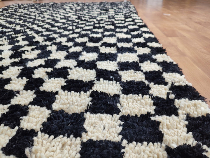  checkered moroccan berber shaggy rug, black and white wool checkered rug, checkered rug, checkerboard rug, handmade checkered rug