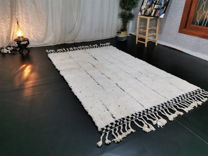 CUSTOM BENIOURAIN RUG, Moroccan Rug,Abstract Rug, Berber Rug, Azilal Rug, White Wool Rug, Sheep Wool Rug, Tufted Rug, Plain Rug, Area Rug.