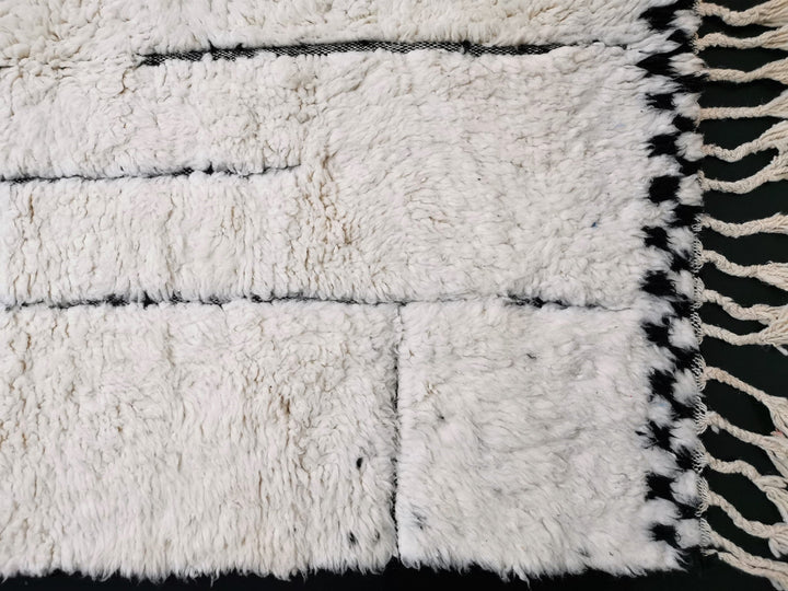 CUSTOM BENIOURAIN RUG, Moroccan Rug,Abstract Rug, Berber Rug, Azilal Rug, White Wool Rug, Sheep Wool Rug, Tufted Rug, Plain Rug, Area Rug.