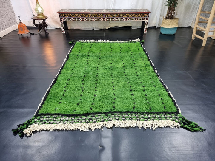 CUTE BENIOURAIN RUG, Moroccan Handmade Rug, Grass Green Rug, Dotted Rug, Handmade Wool Rug, Azilal Berber Rug, Handwoven Rug, Bohemian Rug