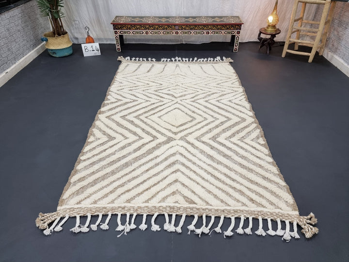 CUTE BENIOURAIN RUG, Sheep Wool Rug, Moroccan Wool Rug, White  Beige Rug, Geometric Rug Wool Rug, Handwoven Rug, Azilal Rug,Berber Area Rug