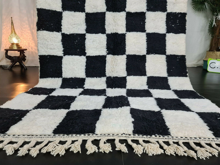 GORGEOUS BENIOURAIN RUG, Handmade Wool Rug, Moroccan Rug, Checkered Black And White Rug, Sheep Wool Rug, Handwoven Rug,Azilal Rug,Berber Rug