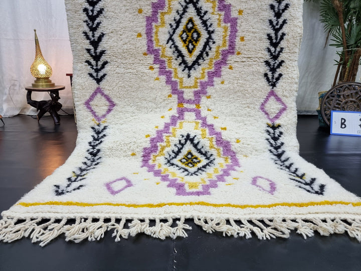 HANDMADE BERBER RUG, Moroccan Handmade Carpet, Azilal Rug, Geometric Beniourain Rug, Sheep Wool rug, White  Purple Rug, Moroccan Wool Rug.