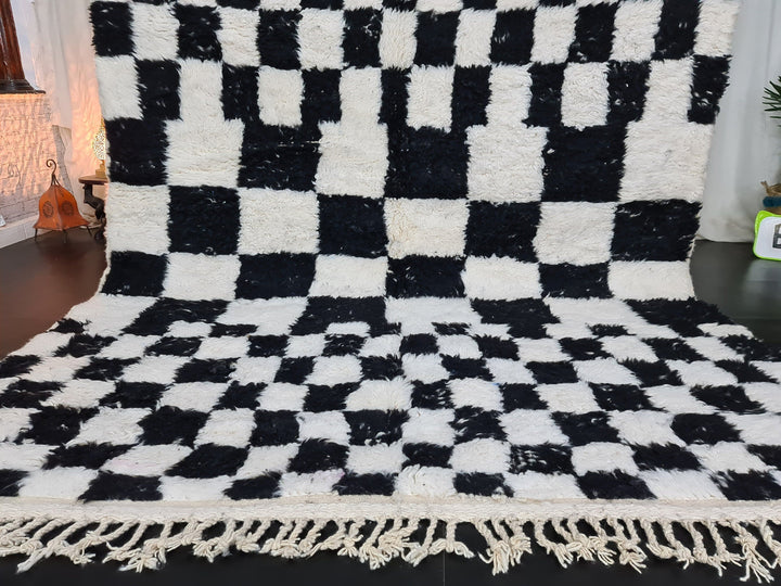 HANDMADE MOROCCAN RUG, Moroccan Wool Carpet, Checkered Rug, White And Black Carpet, Handmade Berber Rug, Azilal Checker Carpet, Tribal Rug.