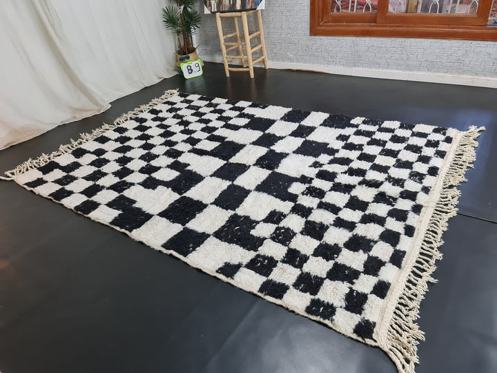 HANDMADE MOROCCAN RUG, Moroccan Wool Carpet, Checkered Rug, White And Black Carpet, Handmade Berber Rug, Azilal Checker Carpet, Tribal Rug.