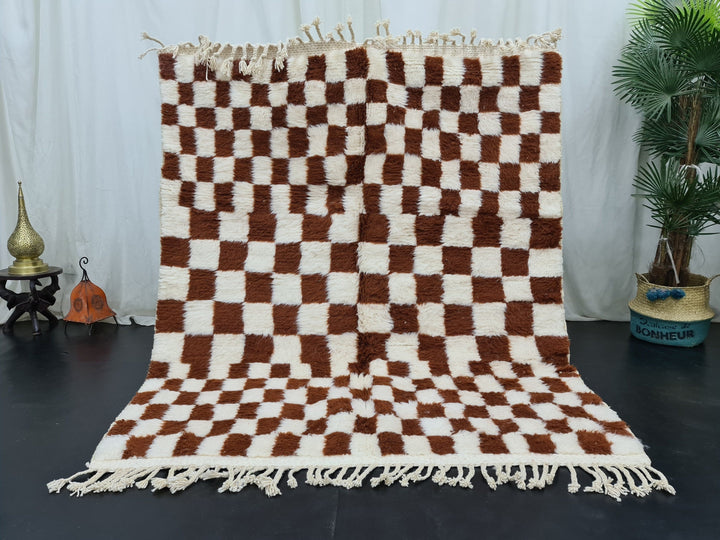 HANDMADE WOOL RUG, Beni Ouarain Rug, Moroccan Berber Rug, Handmade Wool Rug, Azilal Brown and White Rug, Checkered Rug, Sheep Wool Carpet