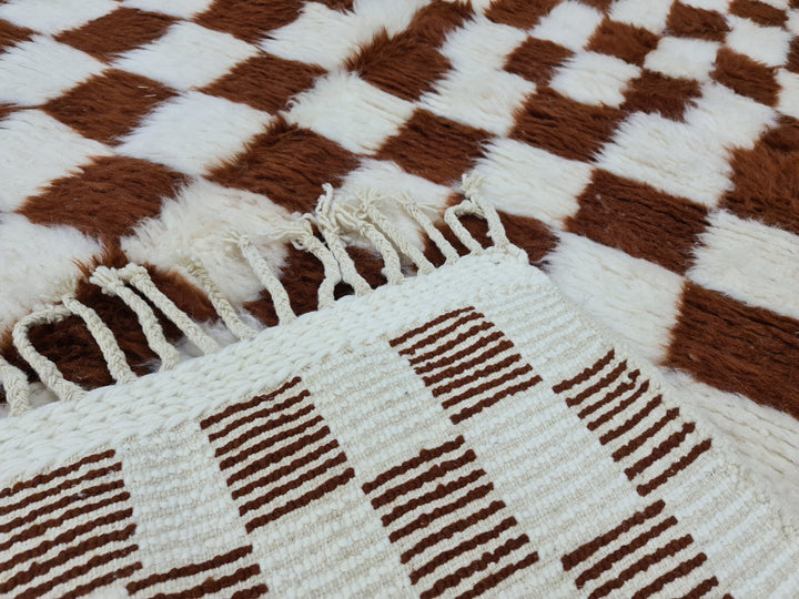 HANDMADE WOOL RUG, Beni Ouarain Rug, Moroccan Berber Rug, Handmade Wool Rug, Azilal Brown and White Rug, Checkered Rug, Sheep Wool Carpet