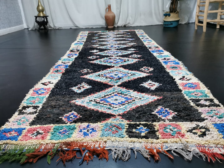 unique moroccan runner, black  boujad rug, big geometric runner , tribal berber rug, boujaad rug, sheep wool rug, teppich marroko