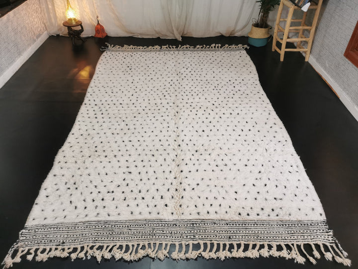 AMAZING BENIOURAIN RUG, Dotted Moroccan Rug, Wool Rug, Handmade Wool Rug, Berber White Rug, Moroccan Rug, Berber Rug, Handwoven Wool Carpet