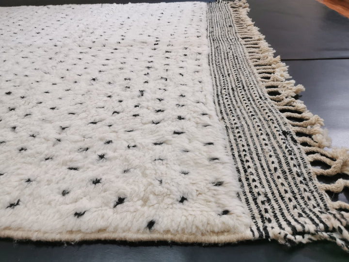 AMAZING BENIOURAIN RUG, Dotted Moroccan Rug, Wool Rug, Handmade Wool Rug, Berber White Rug, Moroccan Rug, Berber Rug, Handwoven Wool Carpet