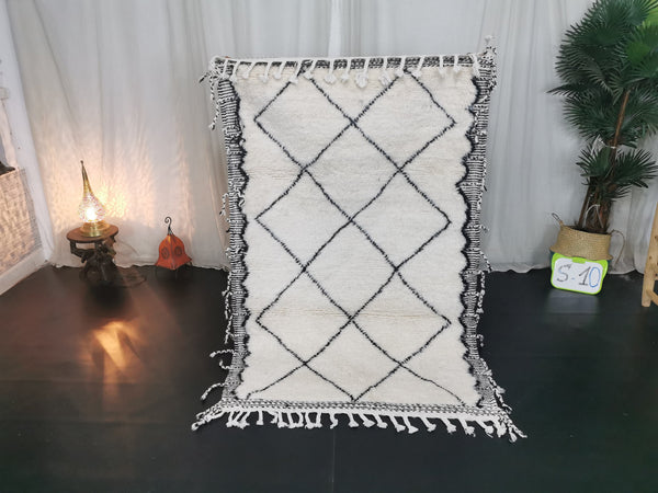 Moroccan Beniourain GeometricRug  Tribal Area Rug  Woven Rug  Wool Area Rug  White  Black Rug  Dining Room Decor