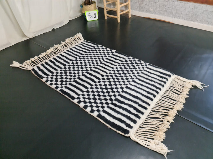 Moroccan Handmade Carpet , Black and white Beni Ourain Rug, Tribal Checkered Rug, Berber Wool Rug, Tapis berbere, Teppish Marokko,