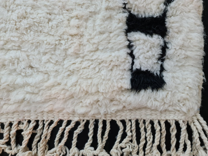 AMAZING Moroccan Rug, Custom Beni Ourain Rug, Abstract Rug, White Rug, Tribal Rug, Handwoven rug, Handmade Rug, Area Wool Rug, White Carpet