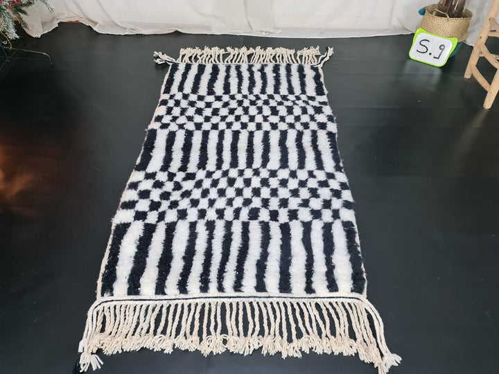 Checkered Beni Ourain Rug  Moroccan Rug Scandinavian Style Rug White and Black rug  Unique Handmade Moroccan Rug  Tapis Marocain.