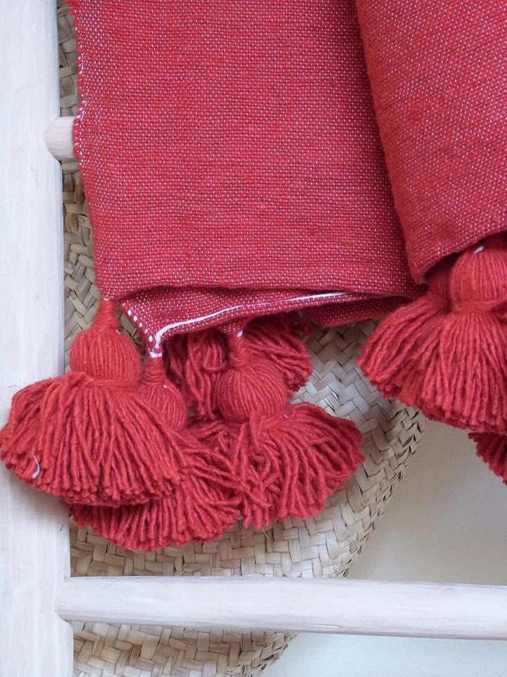 Red moroccan throw blanket, Cotton Moroccan Pompom Blanket,bedroom blanket, moroccan pompom blanket, Tassel pom pom throw