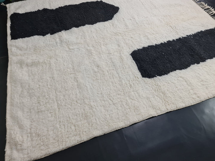 Handmade Moroccan rug , Beni Ourain Rug, Authentic Moroccan, White and Black Rug, Berber Abstract Carpet, Bohemian rug