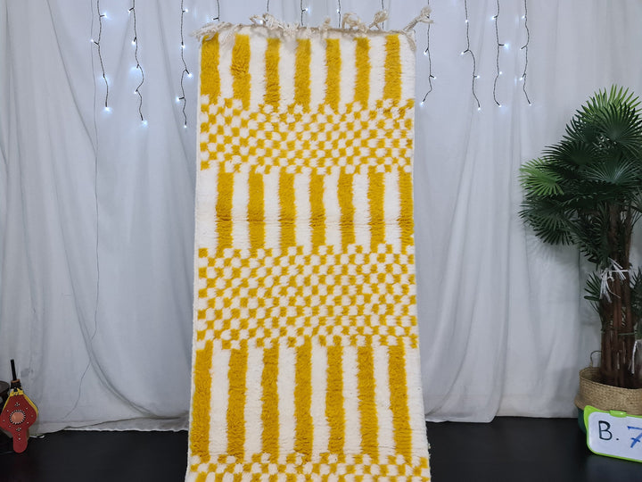 Beni Ourain Moroccan Runner, Handmade CheckeredRunner Rug, Vibrant Runner Rug, White and Yolk Yellow Runner, Sheep Wool Runner.