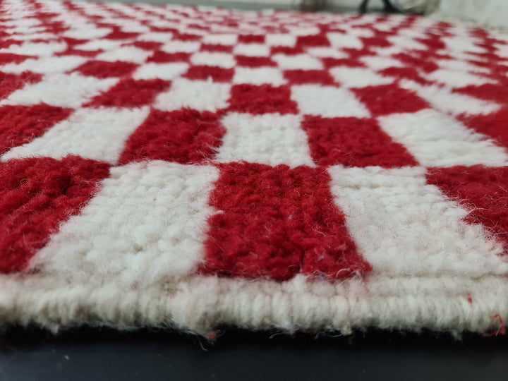 MOROCCAN HANDMADE RUG  Sheep Wool Rug Moroccan Rug  White and Red Rug  Checkered Rug, Berber Rug  Tapis Marocain  Beni Ourain Rug