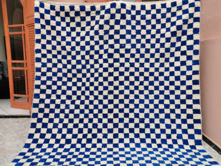 Large Blue and white Checkered rug, Moroccan Berber checkered rug, Checker board Rug, Sheep Wool Rug, Beniourain rug, Moroccan Handmade Rug.