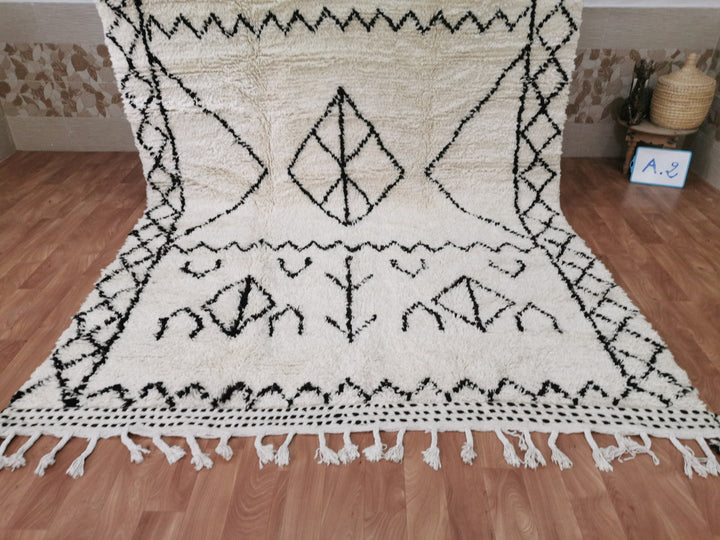 Beni Ouarain White black Moroccan rugs  Moroccan beni ourain rug Style  Morrocan rug Wool Berber design  Handmade rug  Berber Rugs Style