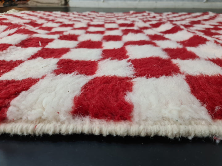 Authentic Beniourain Rug, Berber Rug, Moroccan Rug,Tribal Rug, Checkered Rug,Unique Handmade Moroccan Rug, Beni Ourain Rug, White  Red Wool