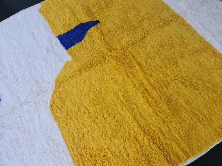 ABSTRACT MOROCCAN RUG, Moroccan Rug , White and Yellow Rug, Beni Ouarain Rug, White Wool, Berber Rug, Handmade Moroccan Rug, Area Rug