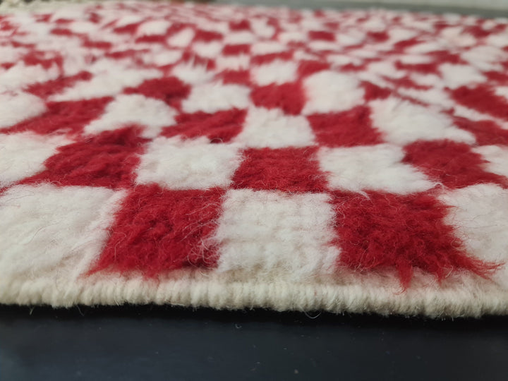 Authentic Beniourain Rug, Berber Rug, Moroccan Rug,Tribal Rug, Checkered Rug,Unique Handmade Moroccan Rug, Beni Ourain Rug, White  Red Wool