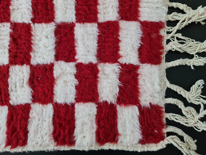 MOROCCAN HANDMADE RUG  Sheep Wool Rug Moroccan Rug  White and Red Rug  Checkered Rug, Berber Rug  Tapis Marocain  Beni Ourain Rug